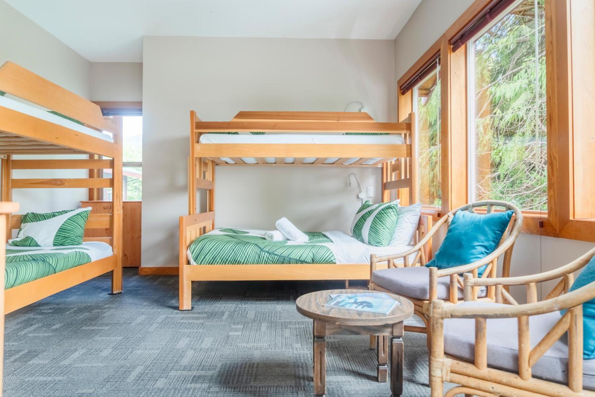 Whalers Guesthouse Тофіно Екстер'єр фото